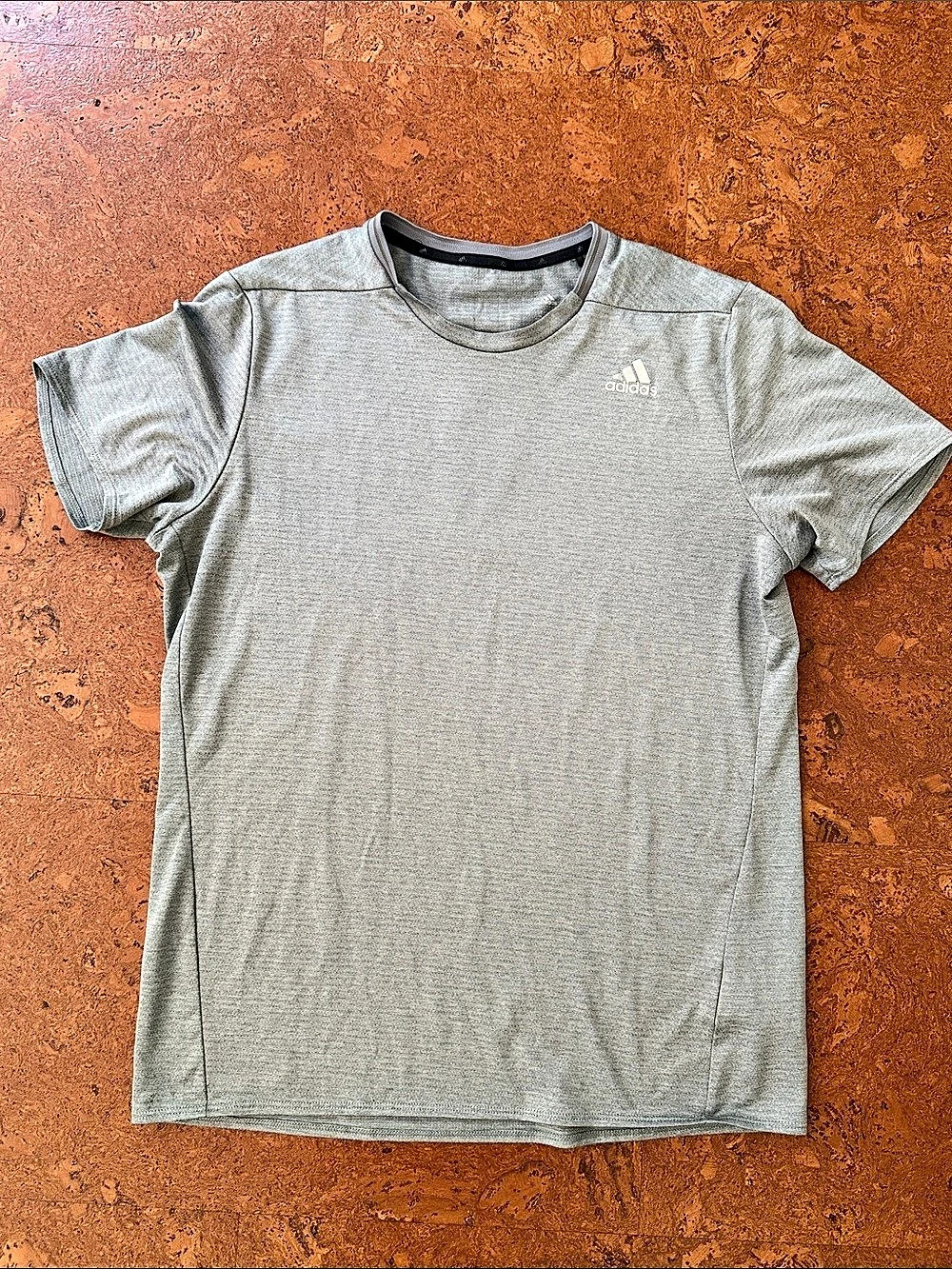 adidas Men's Polyester Short Sleeve Tee Size Medium